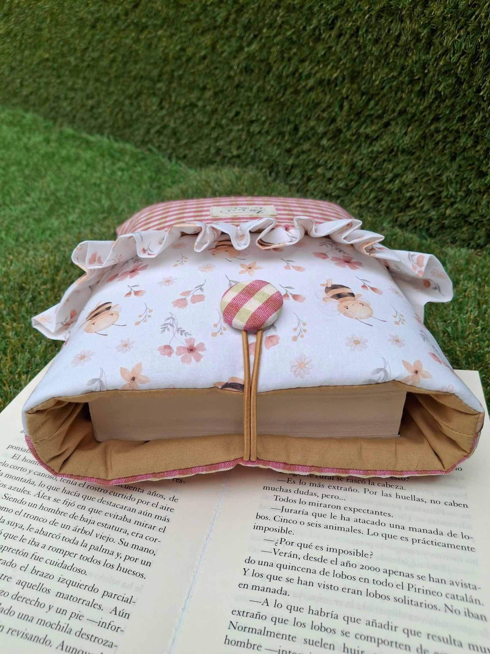 Célula para livro acolchoada feita à mão – photo 2